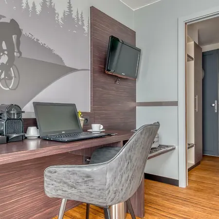 Le Merceny Motel Bastenaken Kamer foto