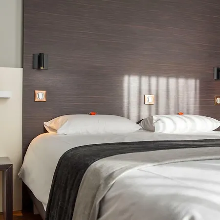 Le Merceny Motel Bastenaken Kamer foto